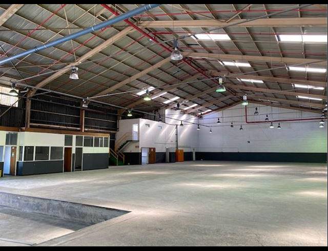 2,304M² WAREHOUSE TO LET IN ELSIES RIVER
